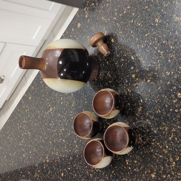 Pottery Decanter & Glasses - Picture 2 of 8
